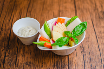 信州野菜と自家製牛マヨディップ