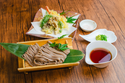 旬菜天麩羅蕎麦(冷)