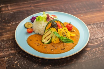 【夏限定】完熟トマトのグリル夏野菜カレー